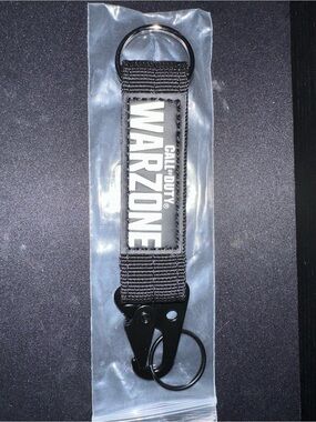 Loot Gaming Exclusive Call of Duty Warzone Caribiner Type Keychain NEW